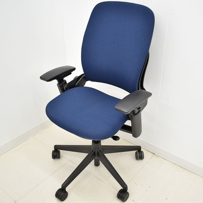 スチールケース リープチェアV2 可動肘 USモデル 2023093003【中古