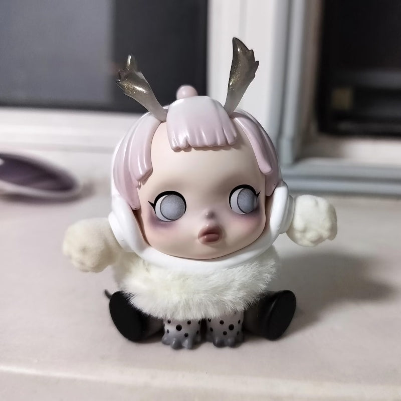 Skullpanda The Mare of Animals Series The Moth – TOYSEZ