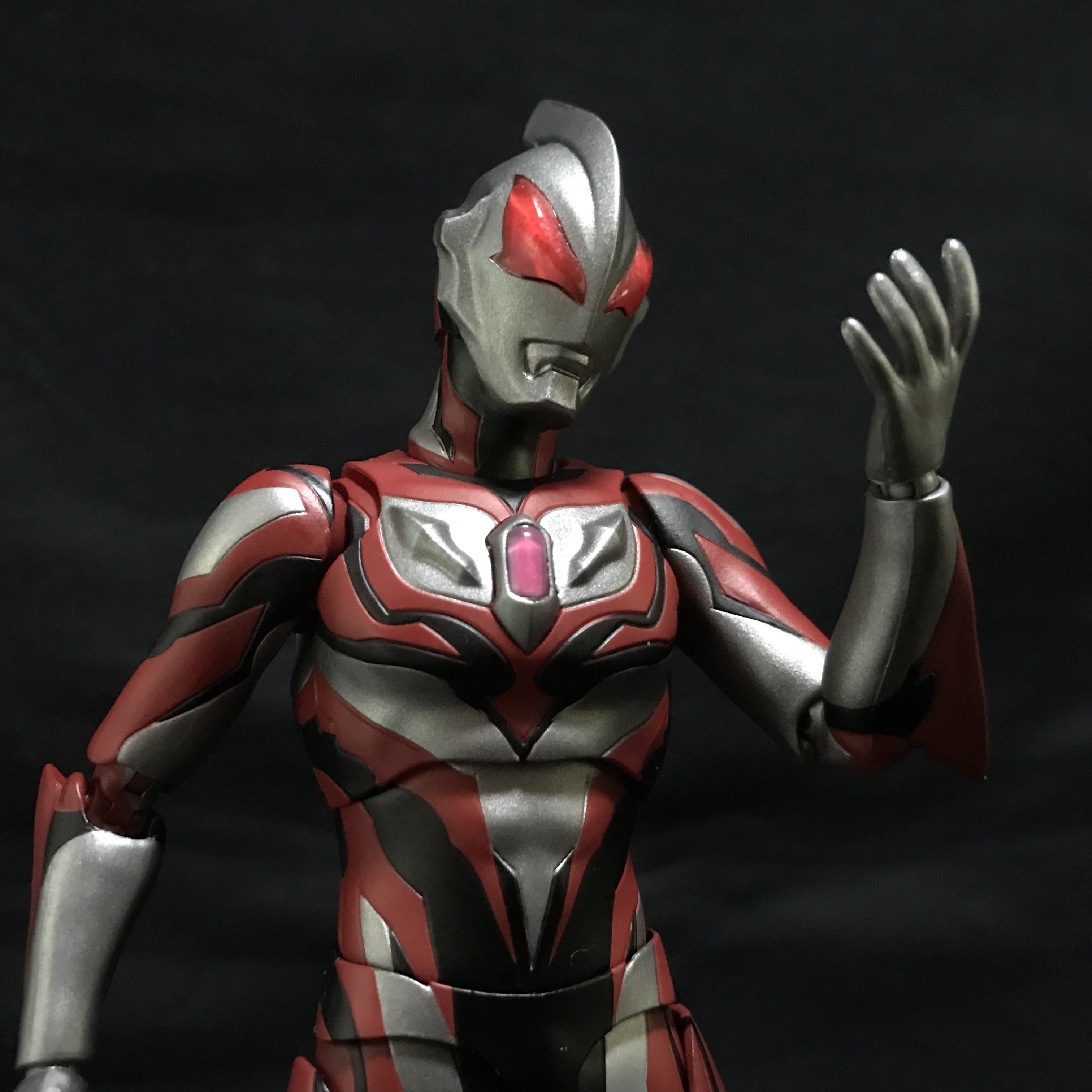 簡易レビュー】S.H.Figuarts ウルトラマンジードダークネス – Ultra
