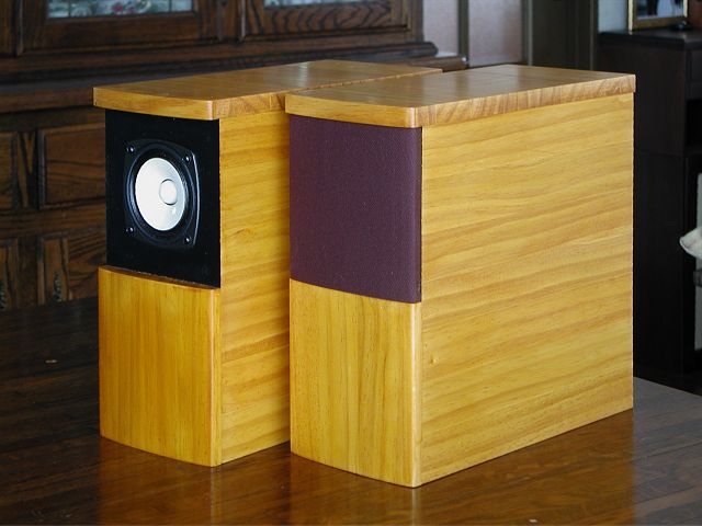 8cmバスレフスピーカー