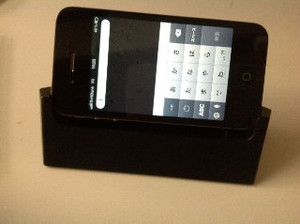 じつは携帯二台持ち au iida G11: パララックス・レビュー