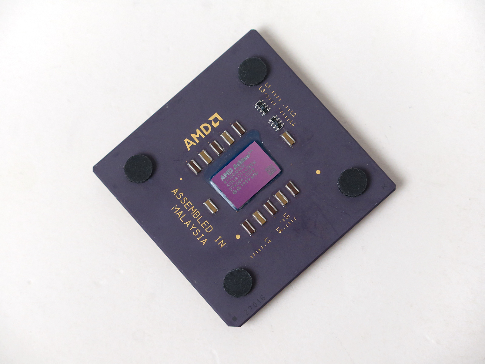 やじうまPC Watch】【懐パーツ】高性能CPUは取り扱いも注意。1.4GHz