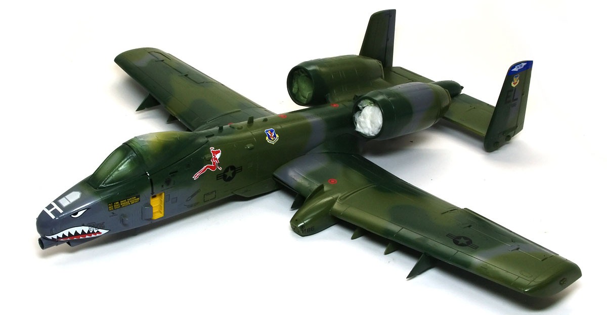 プラモ日記 » A-10Aサンダーボルト2 その12 デカール貼り