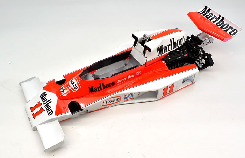 プラモ日記 » マクラーレン・M23 1976年 その7 砥ぎ出し、車体の組み立て