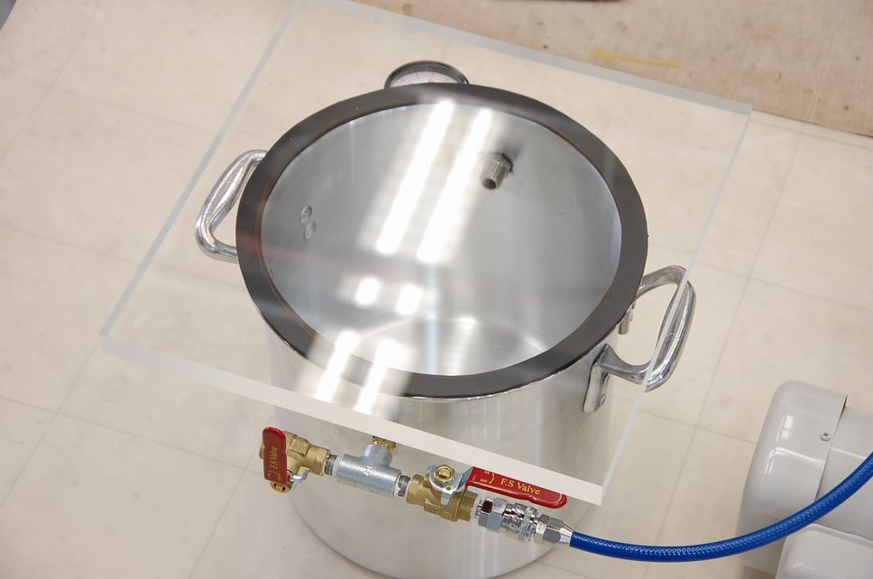 自作真空脱泡機（概要） | プロ・フィット社外記