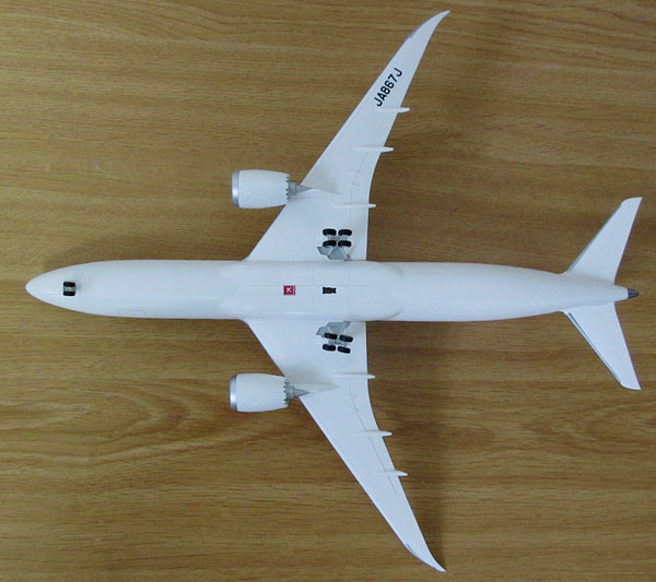 1/200 ホーガン・ウイングス JAL B787-9