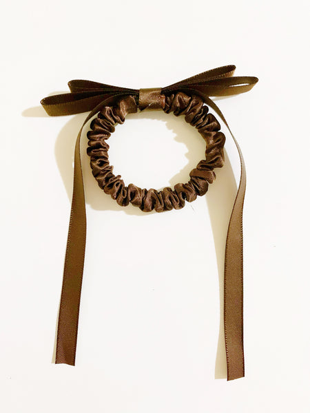 黒字&恋】 恋に効くブラックリュバン・シュシュ* | Twin Angie