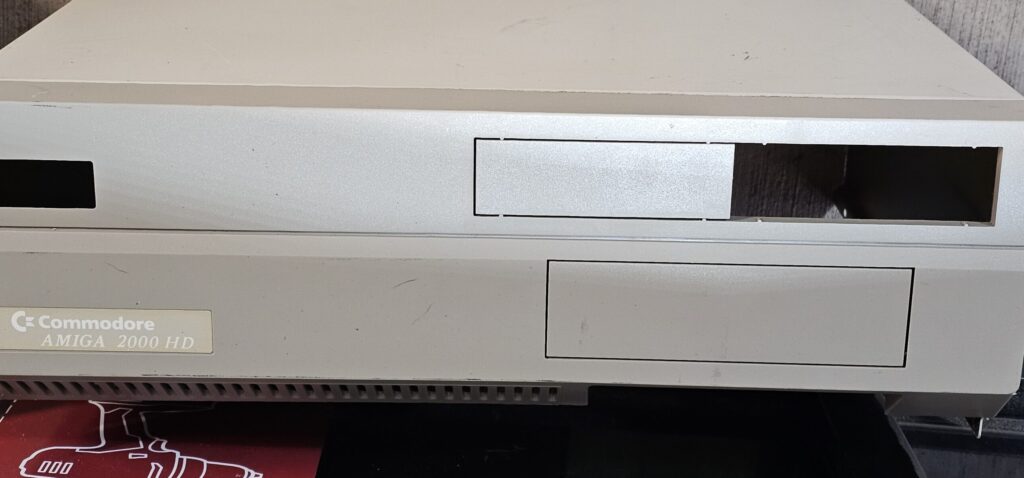 Amiga 2000HD: Reviving a Forgotten Workhorse – Vintage Volts