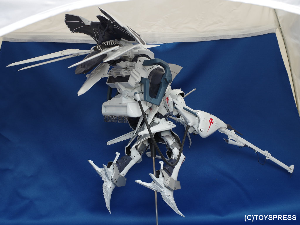 レッドミラージュ・ブーメランユニット(WAVE 1/100) - 完成画像