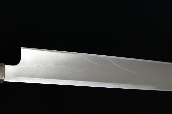 柳刃包丁 尺一 本焼 純日本鋼 鏡面 白水牛黒檀八角柄 白鞘・箱付