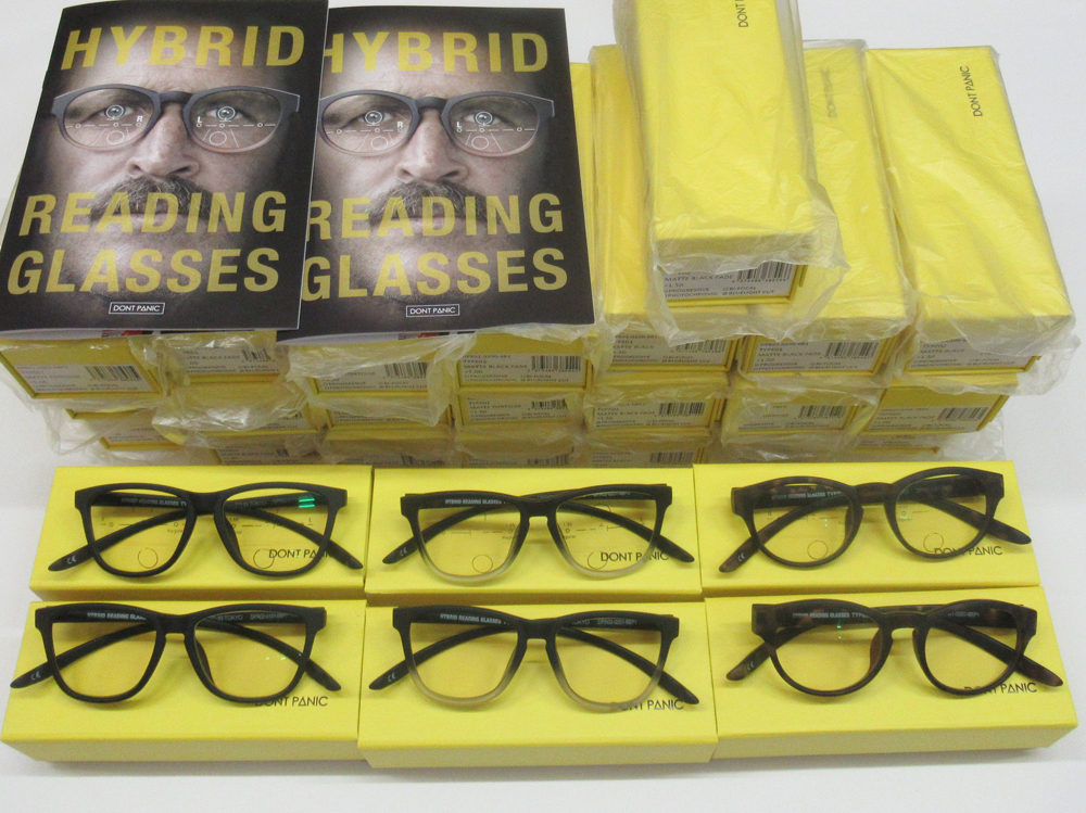 お洒落な老眼鏡「DONT PANIC」が新登場！ | サーフィンのことなら東京