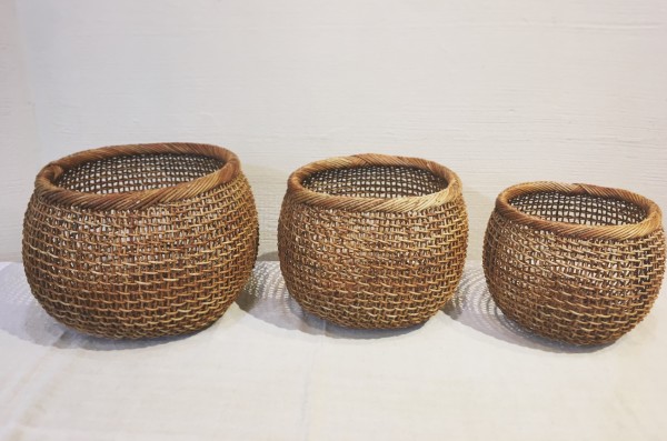 中川原信一さんの丸カゴが入荷しました。 - art+stellas器物家