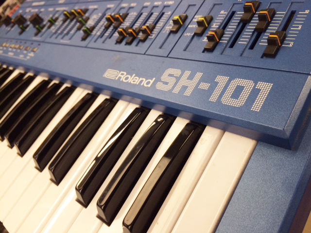 リアルタイム中古!!】ROLAND SH-101 BLUE | イシバシ楽器スタッフブログ
