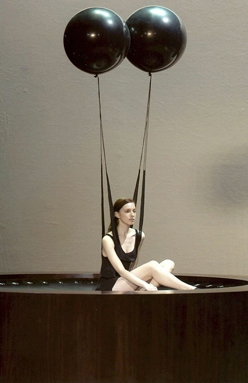 hussein chalayan | ITSLIQUID