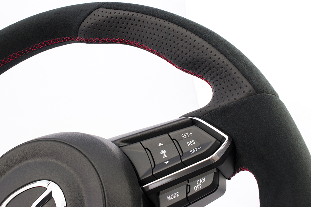 KENSTYLE マツダアクセラスポーツ ステアリングホイール KENSTYLE