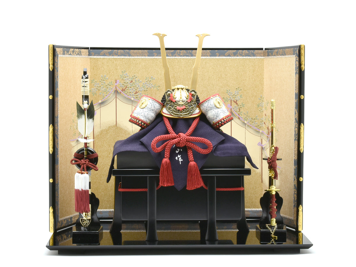 五月人形 兜 / 鈴甲子雄山 / 源頼朝 獅噛前立赤糸威 – 人形の鯉徳