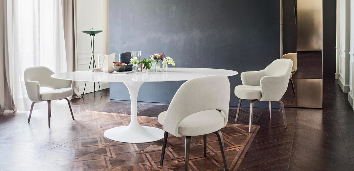 サーリネン・チューリップのオリジナルテーブルコレクション by Knoll