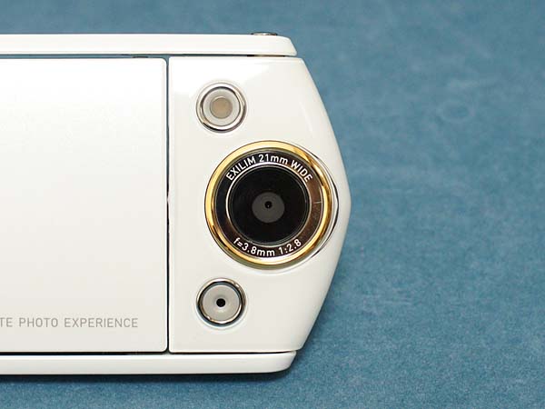 カシオ EXILIM EX-TR15 /monoxデジカメ比較レビュー