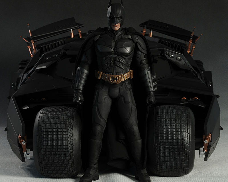 Review and photos of Hot Toys Dark Knight Tumbler sixth scale