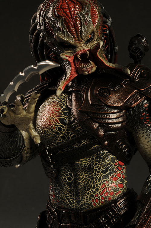 Review and photos of Hot Toys Berserker Predator 1/6th action figure