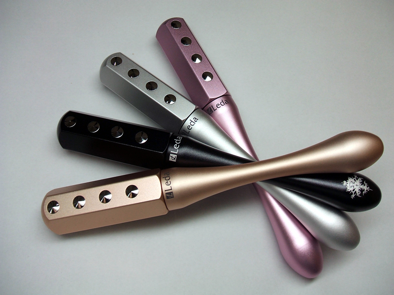 激安売りつくし価格13,900円！レダ ピュアゲルマローラー999