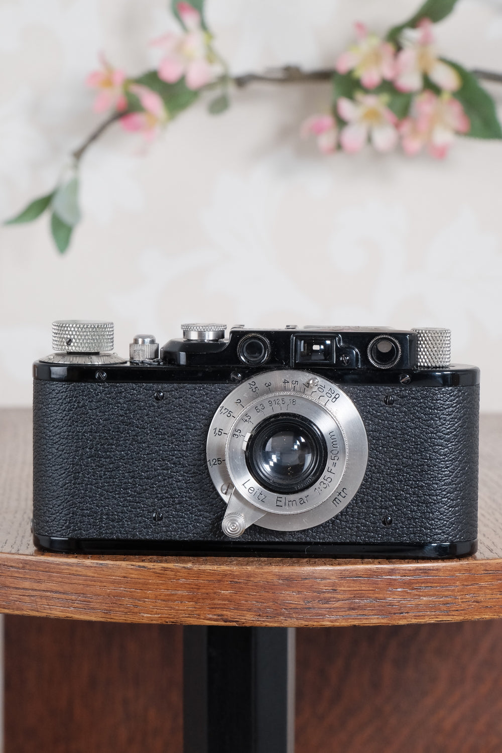 Superb! 1934 BLACK LEITZ LEICA II with nickel fittings & nickel