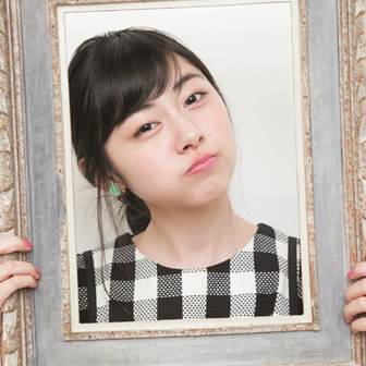 鈴木裕乃オフィシャルカレンダー2016.4-2017.3 | SDP