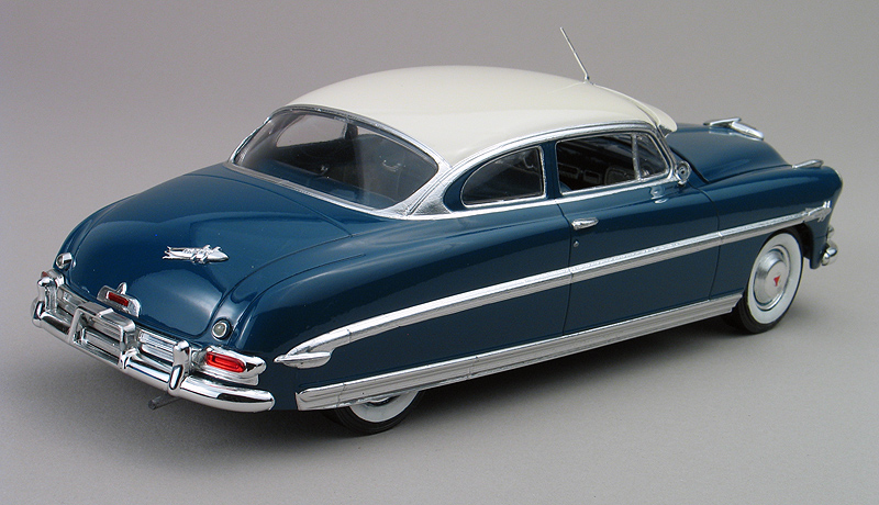 Moebius 1953 Hudson Hornet model kit
