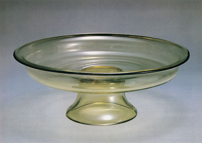 由水常雄の仕事