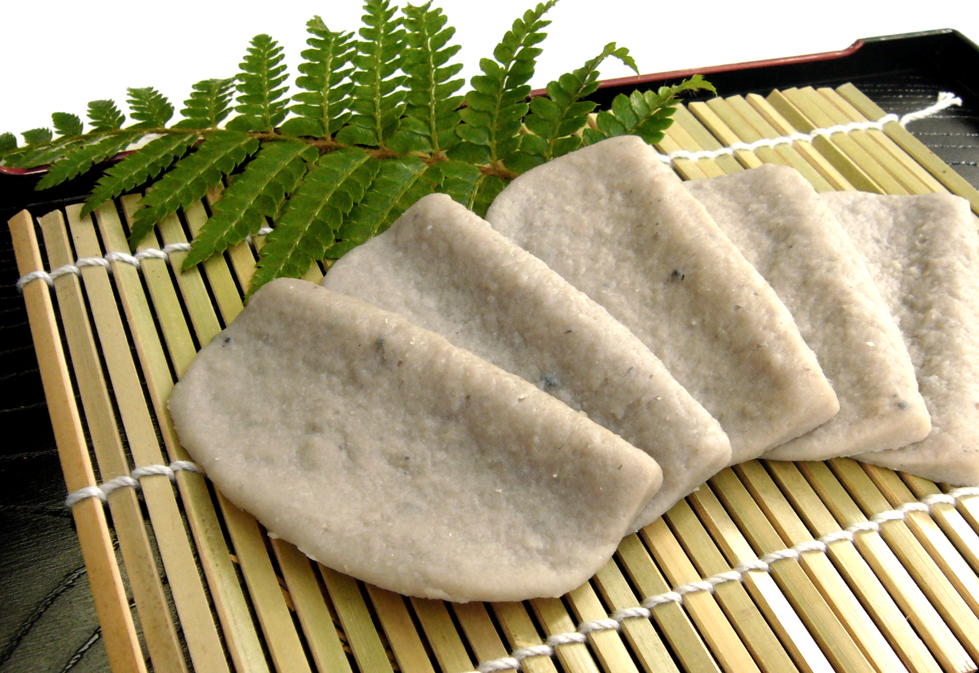 黒はんぺんについて｜焼津特産の黒はんぺんの製造・販売