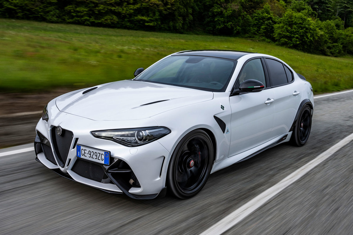 GTA」に「クアドリフォリオ」 アルファ・ロメオのモデル名に宿る伝統と