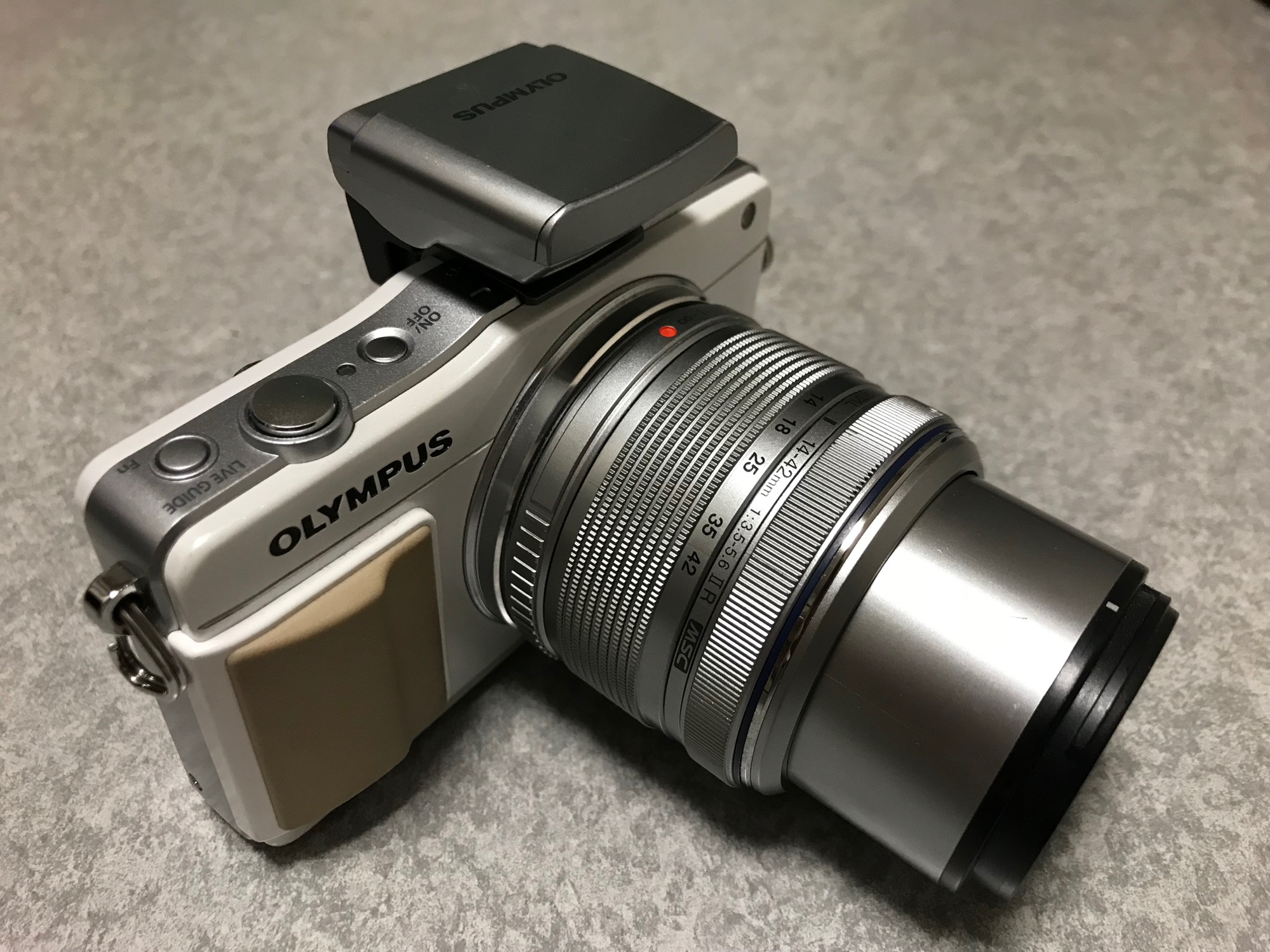 OLYMPUS PEN mini E-PM2 | ICOの秘密