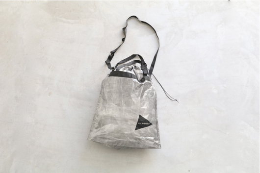 and wanderの人気サコッシュなど続々入荷です。〜and wander