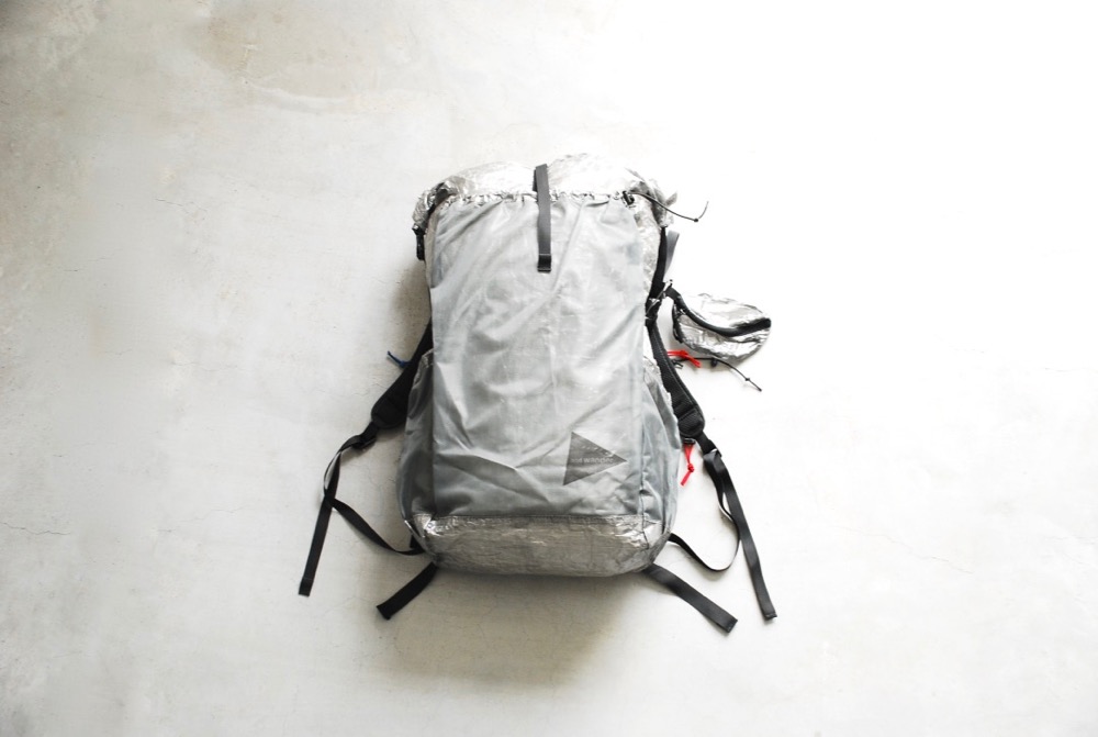 and wanderの人気サコッシュなど続々入荷です。〜and wander