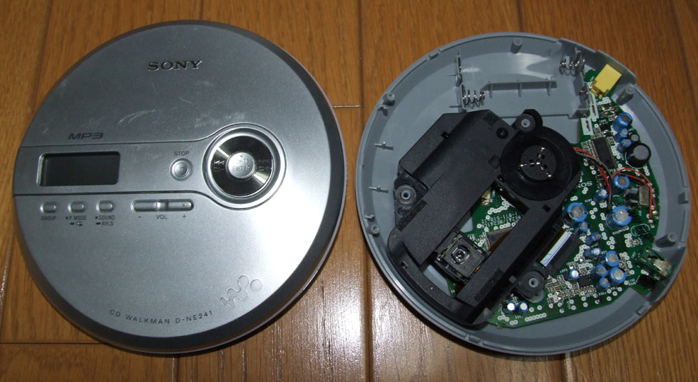 先日SONY D-NE241(海外向け)を買いました: うきょうたかしのPCDP&CD日記