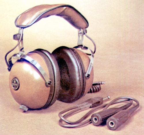 Pioneer SE-45 ステレオヘッドホン 未使用保管品 Pioneer SE-45