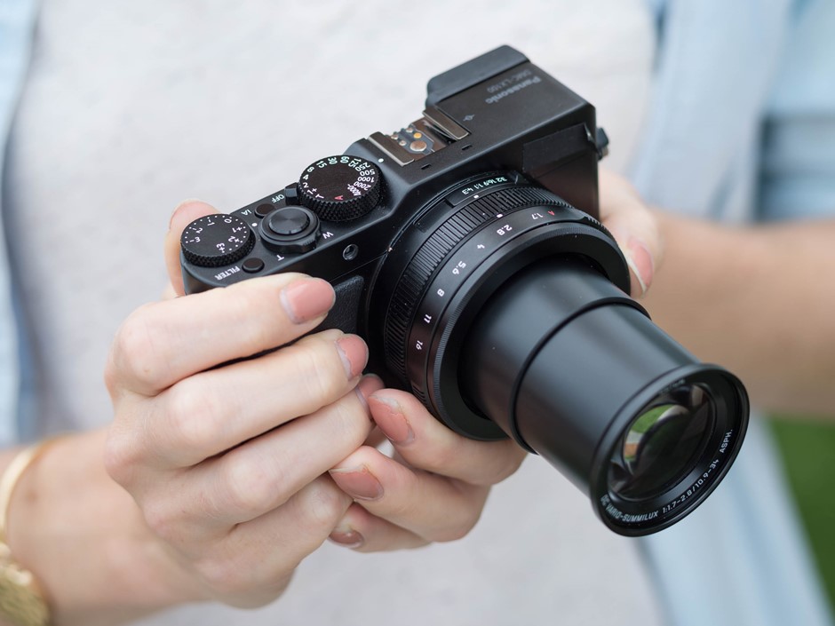 Hands-on with Panasonic Lumix DMC-LX100: DPReview | Photography