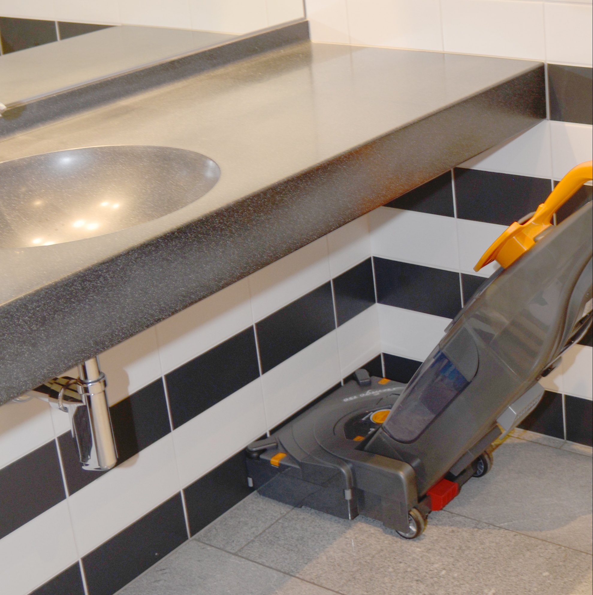 Walk Behind Taski Swingo 150 Scrubbing Machine at ₹ 89000 in New