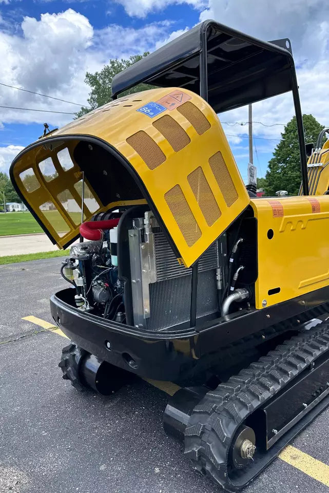 NEW Excavator, EPA CERTFD Kubota D1703 Engine 3.5 TON LOCAL PICK