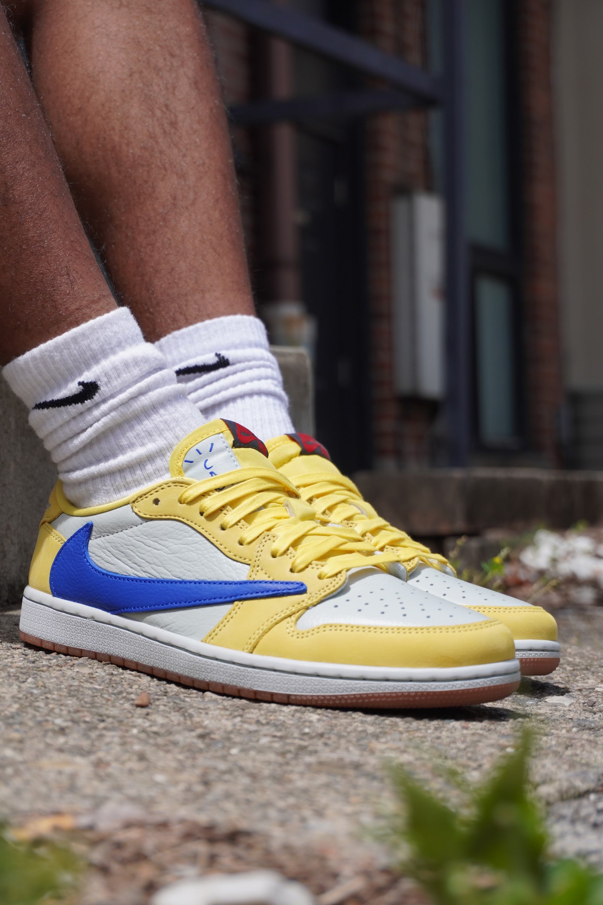 Jordan 1 Low x Travis Scott “Canary”
