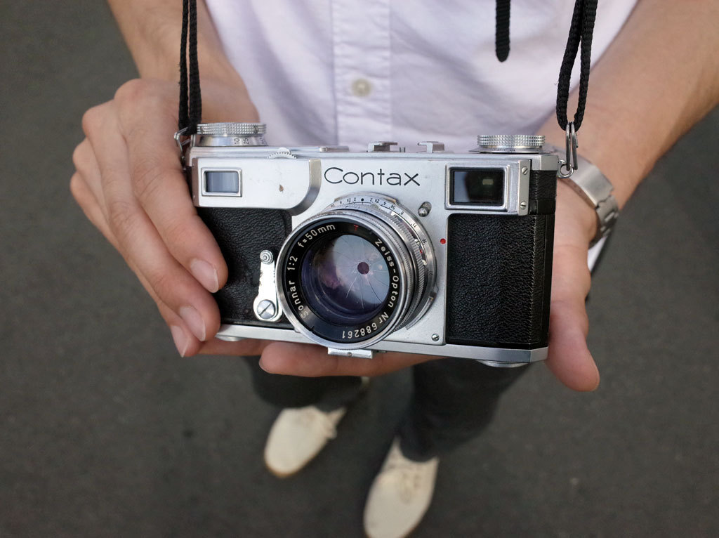 tokyo camera style — Omotesando Contax II with 50mm f2 Sonnar lens