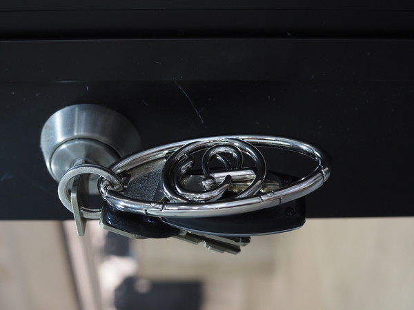 COOTIE PRODUCTIONS / Symbol Carabiner -Silver- | 80-HACHIMARU-