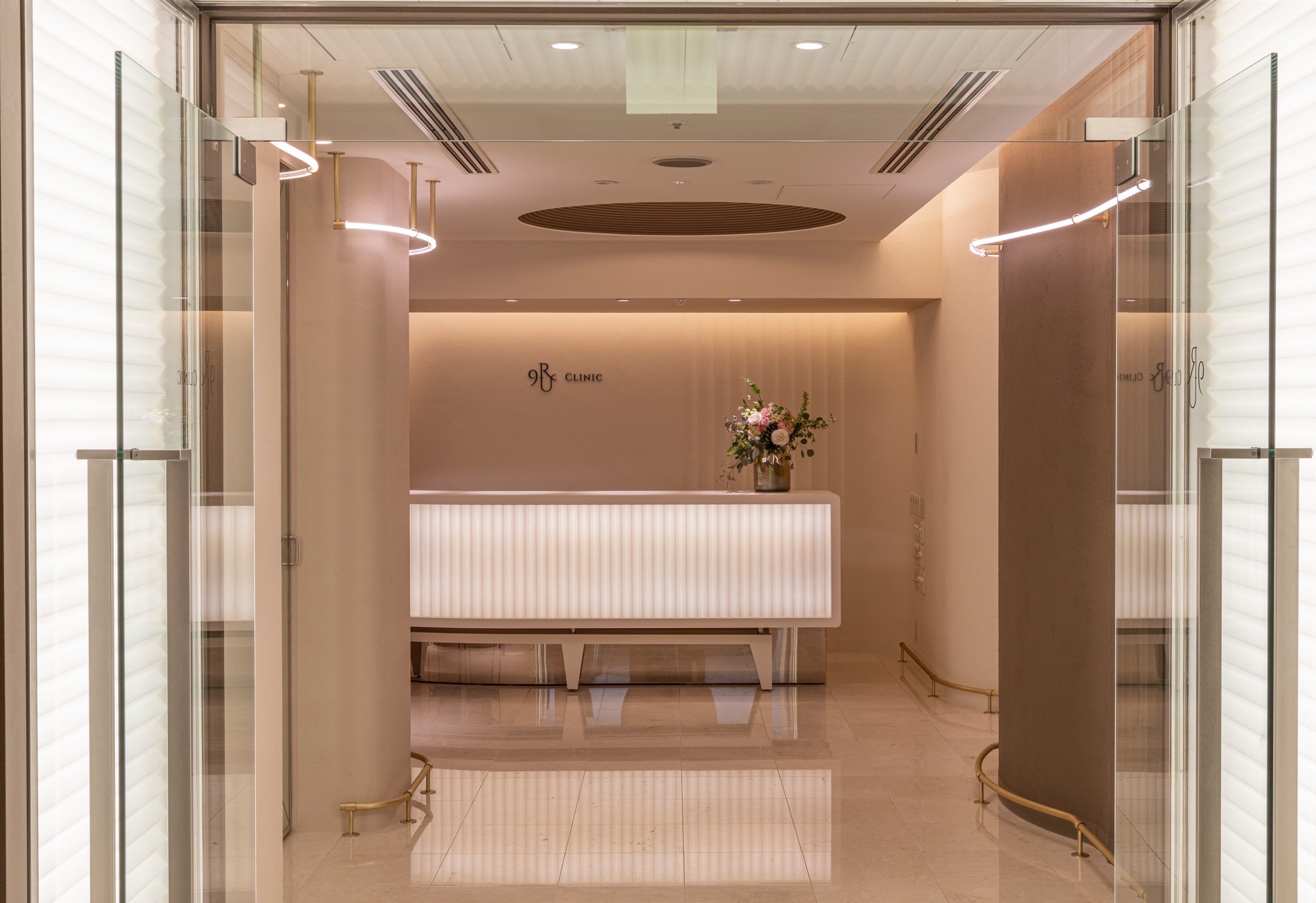 CLINIC 9ru 東京 | VIP健診から幹細胞治療までワンストップで行う会員