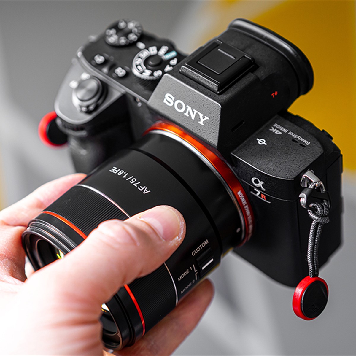 Samyang's new compact AF 75mm F1.8 FE lens has a neat little trick