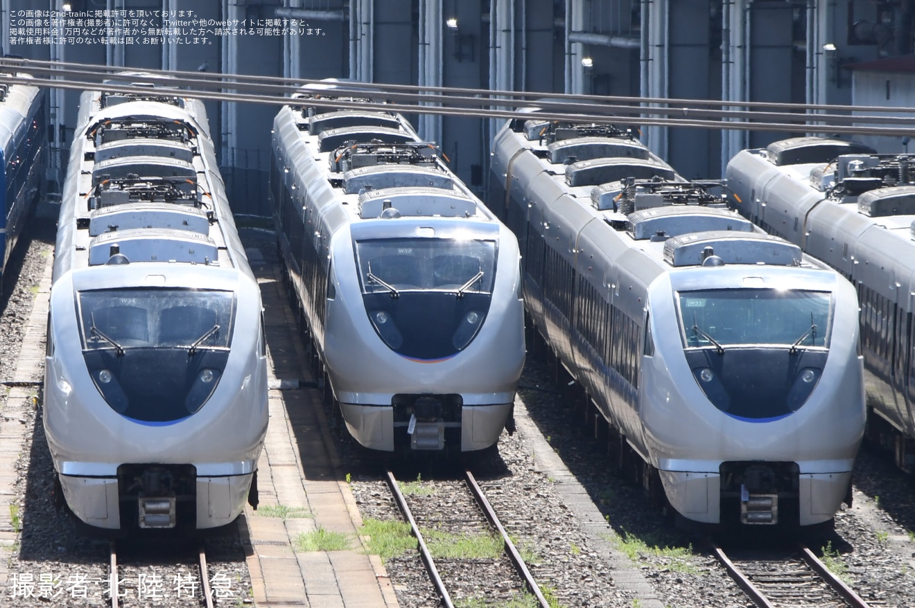 JR西】683系W32編成(リニューアル＆しらさぎカラー)が宮原支所へ疎開