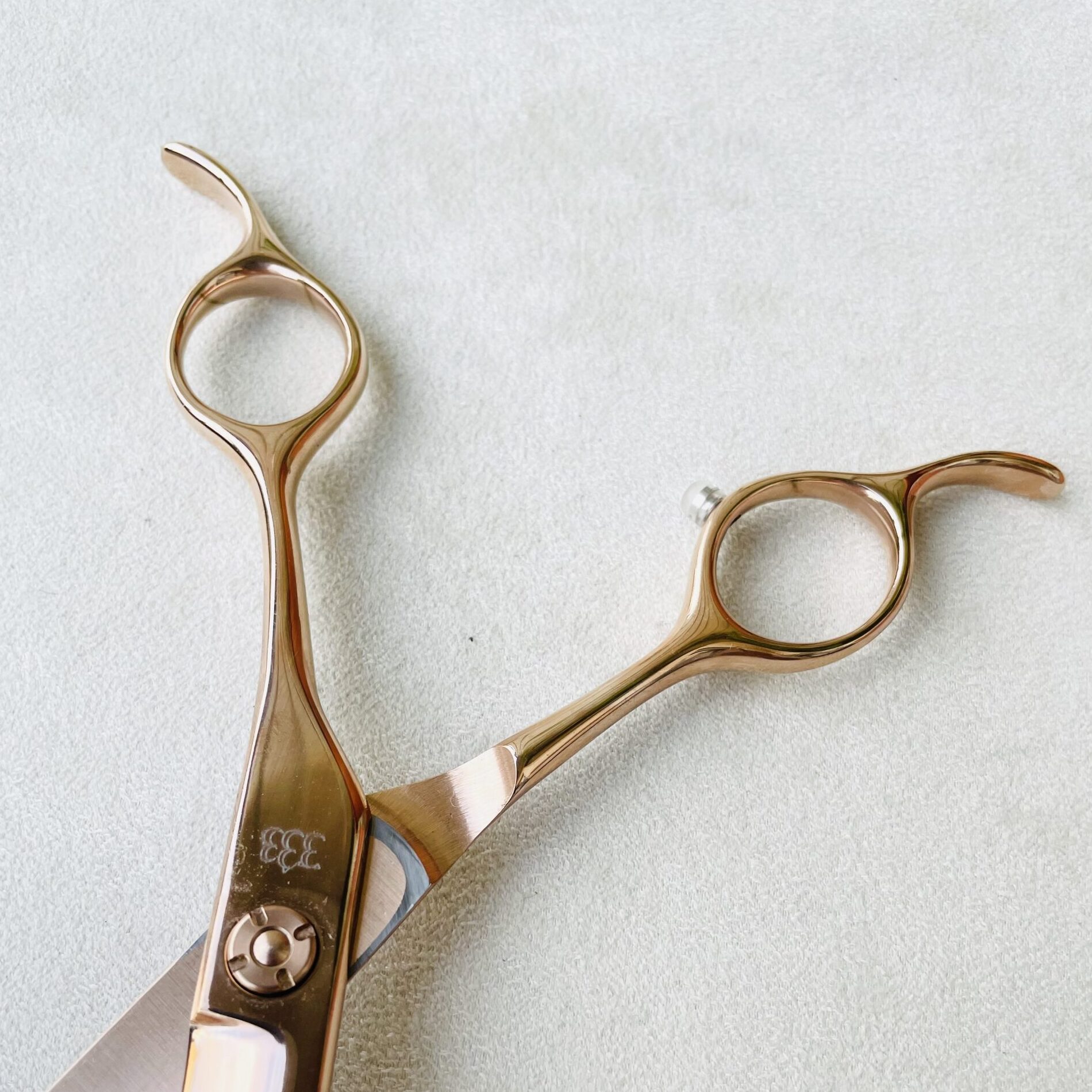 使うたびにときめく ピンクゴールドのカーブシザー 6.5インチ | 333