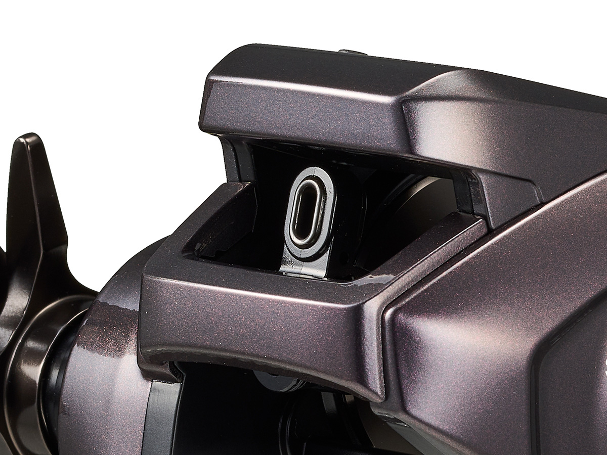 紅牙 IC 200(リール)｜DAIWA