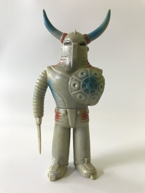 買取実績】ブルマァク 『レッドバロン』敵ロボット ソフビ人形 ｜たい