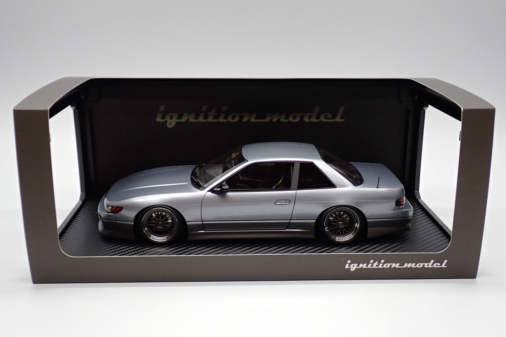 イグニッションモデル 1／18スケール VERTEX S13 SILVIA