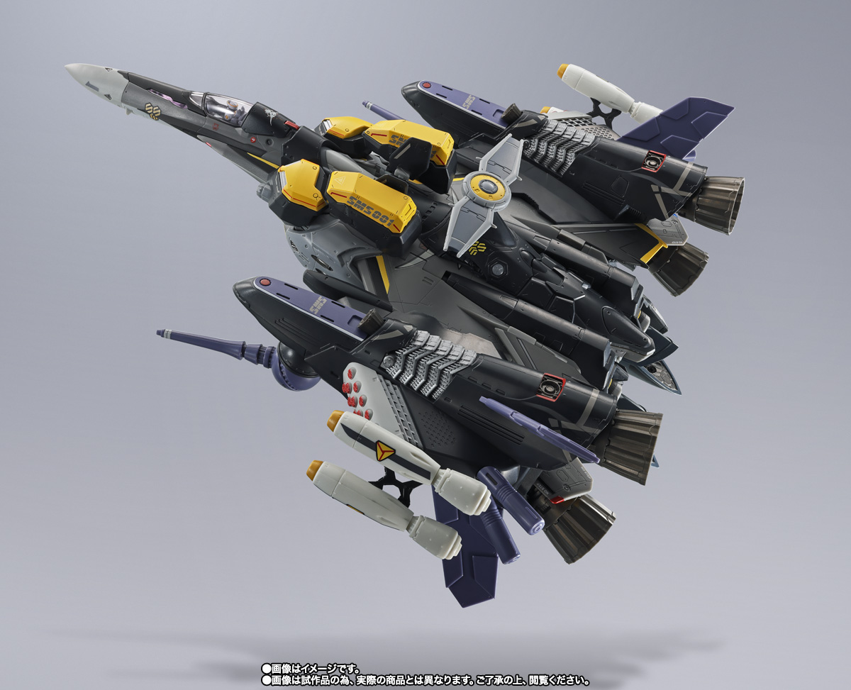 DX超合金 VF-25S アーマードメサイアバルキリー （オズマ・リー機
